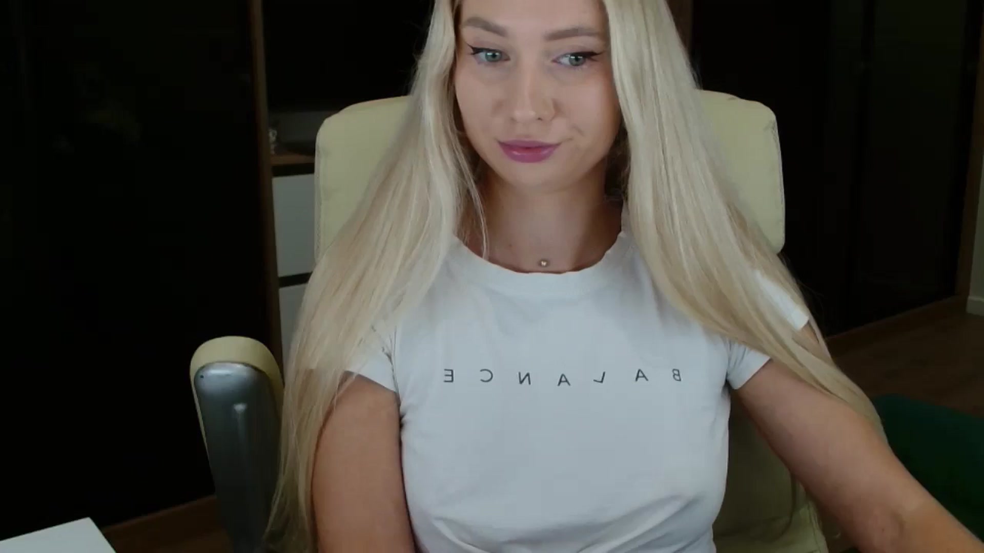 Gallery image thumbnail from Miss_Sylvia's myfreecams stream on, 10/24/2025, 15:16 image 4 of 20