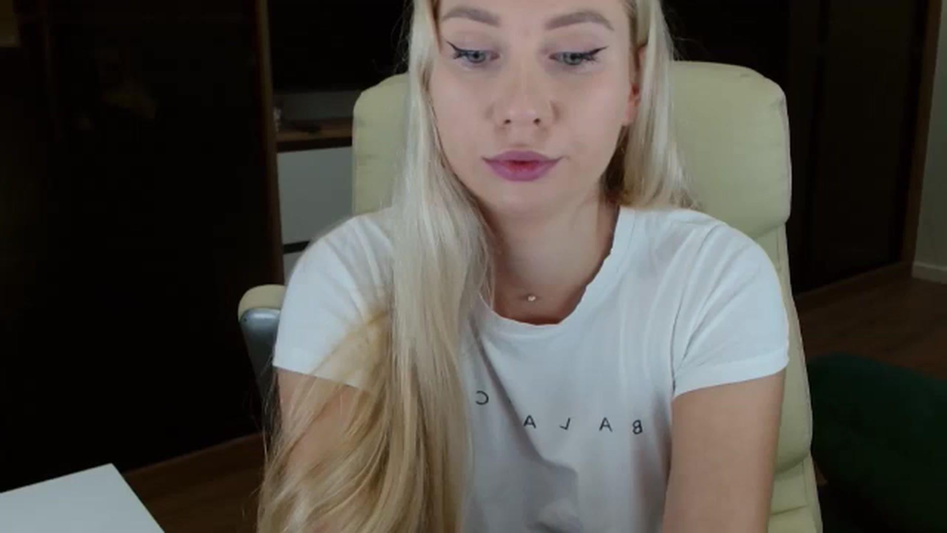 Gallery image thumbnail from Miss_Sylvia's myfreecams stream on, 10/24/2025, 16:40 image 19 of 20