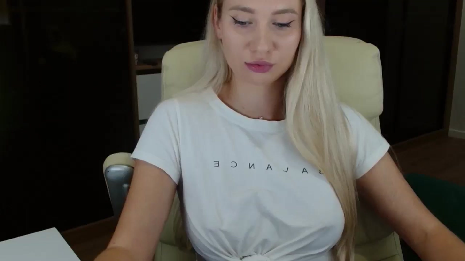 Gallery image thumbnail from Miss_Sylvia's myfreecams stream on, 10/24/2025, 16:40 image 6 of 20