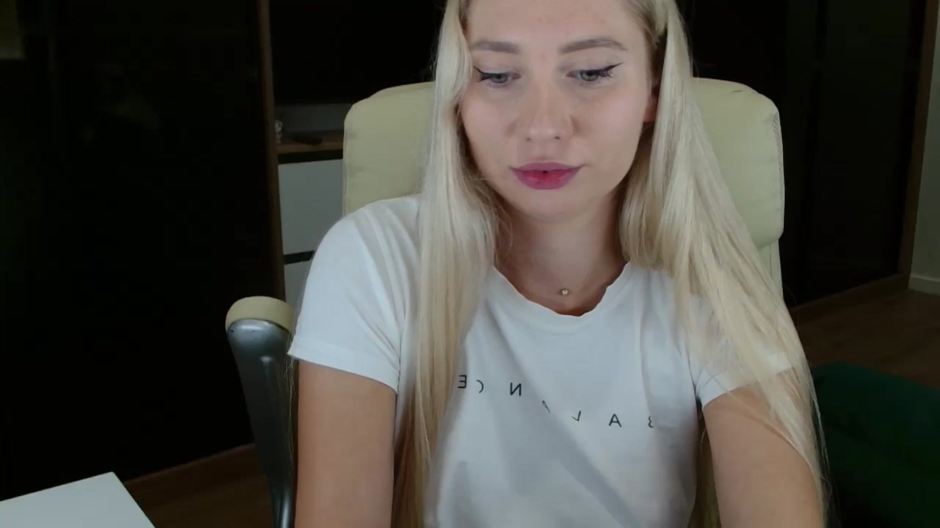 Gallery image thumbnail from Miss_Sylvia's myfreecams stream on, 10/24/2025, 17:43 image 9 of 20