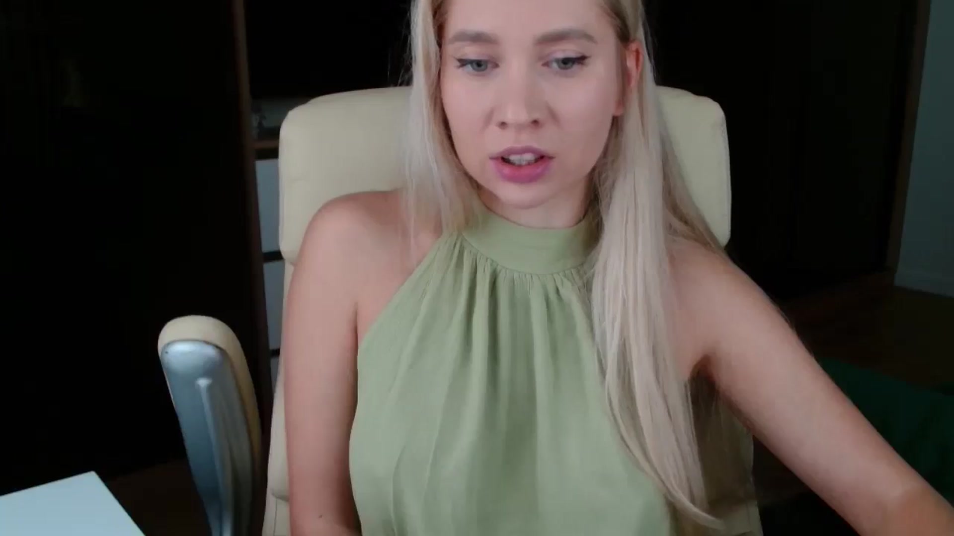 Gallery image thumbnail from Miss_Sylvia's myfreecams stream on, 10/25/2025, 12:40 image 4 of 20