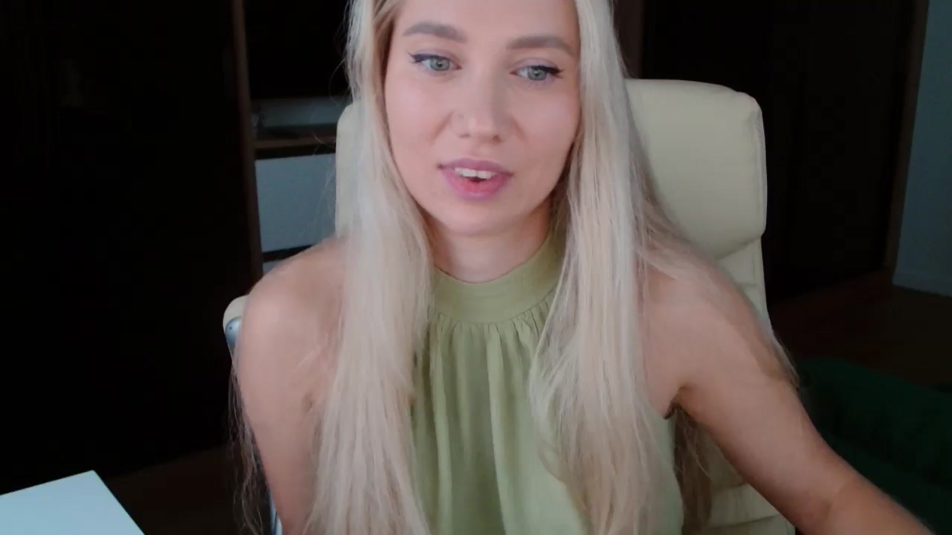 Gallery image thumbnail from Miss_Sylvia's myfreecams stream on, 10/25/2025, 12:40 image 20 of 20