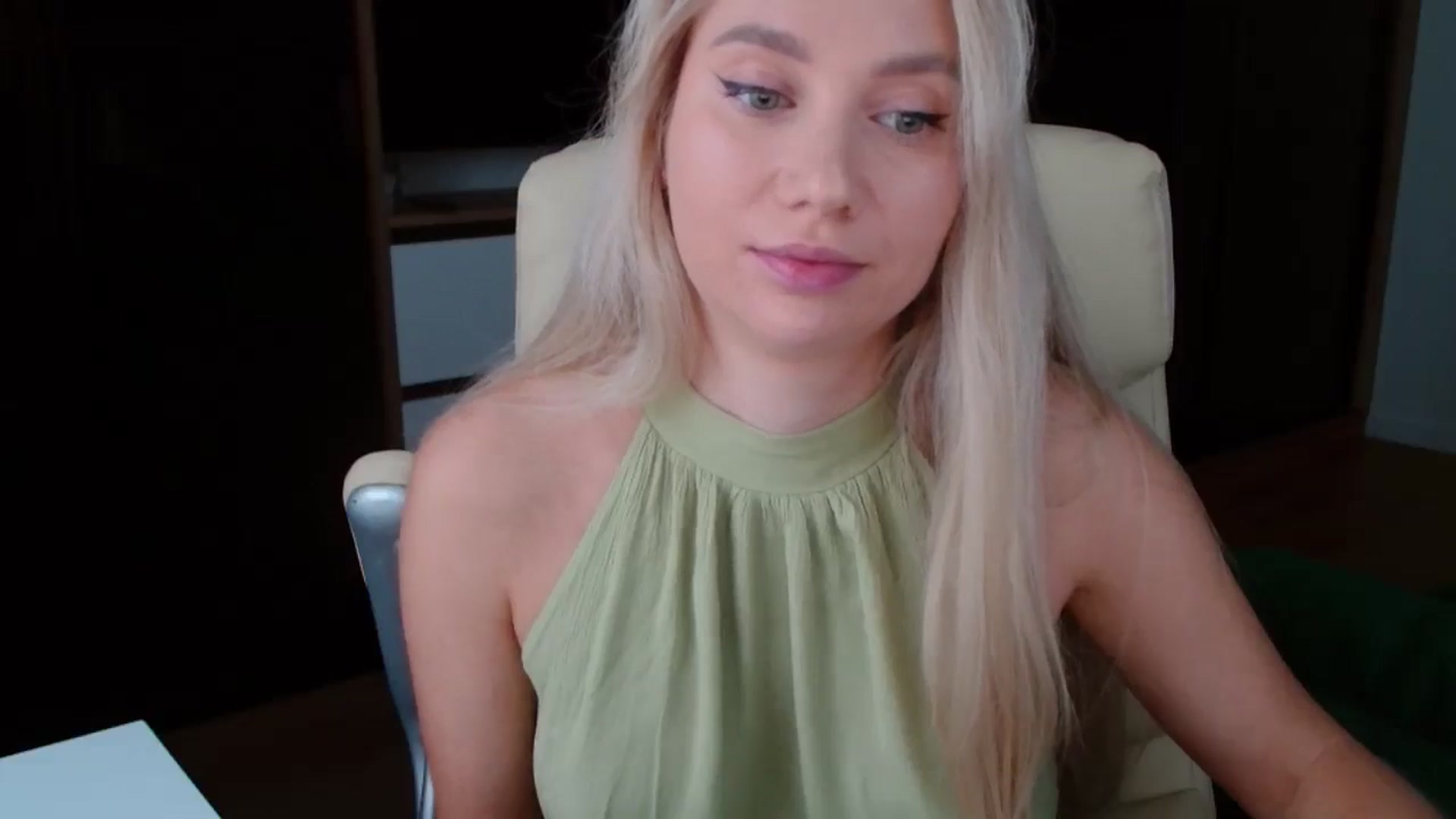 Gallery image thumbnail from Miss_Sylvia's myfreecams stream on, 10/25/2025, 12:40 image 18 of 20