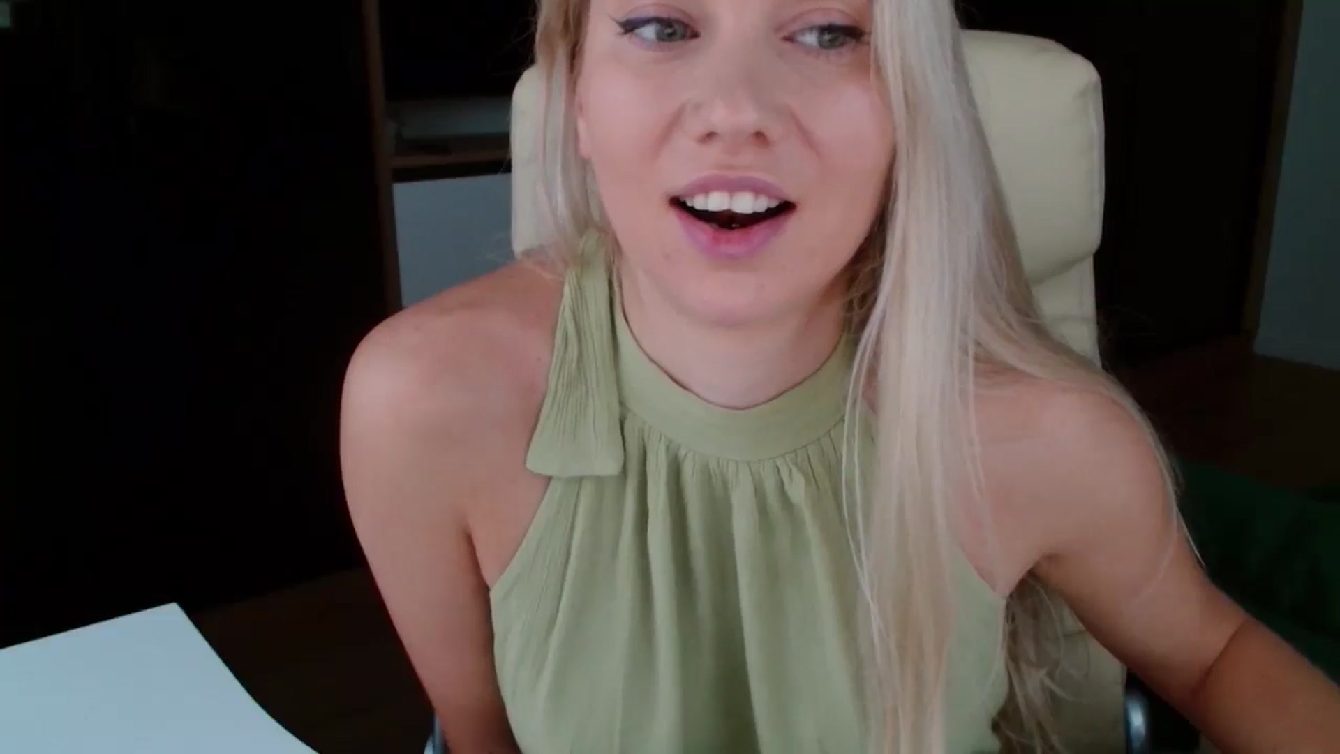 Gallery image thumbnail from Miss_Sylvia's myfreecams stream on, 10/25/2025, 13:46 image 6 of 20