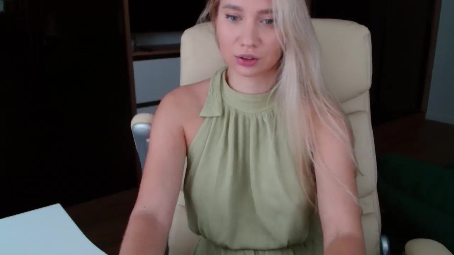 Gallery image thumbnail from Miss_Sylvia's myfreecams stream on, 10/25/2025, 13:46 image 8 of 20