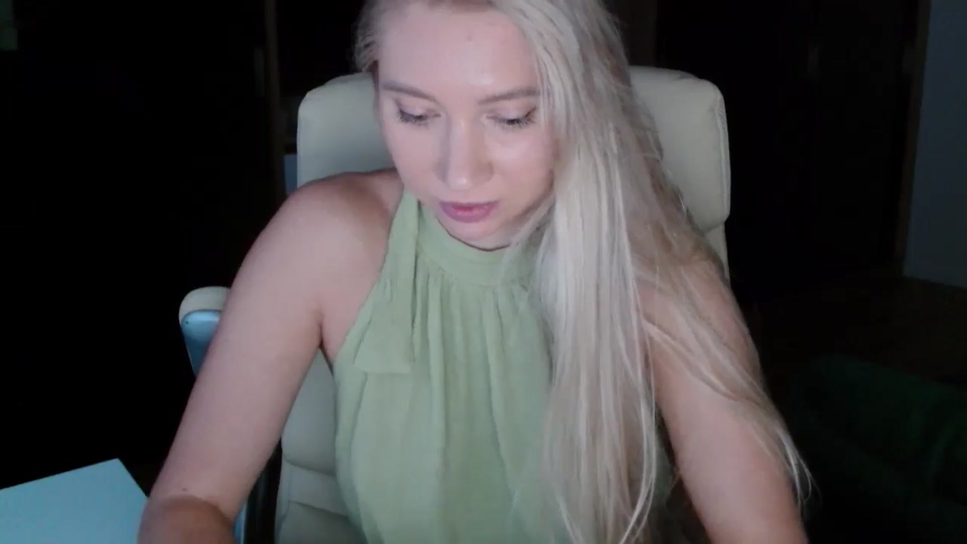 Gallery image thumbnail from Miss_Sylvia's myfreecams stream on, 10/25/2025, 15:05 image 5 of 20