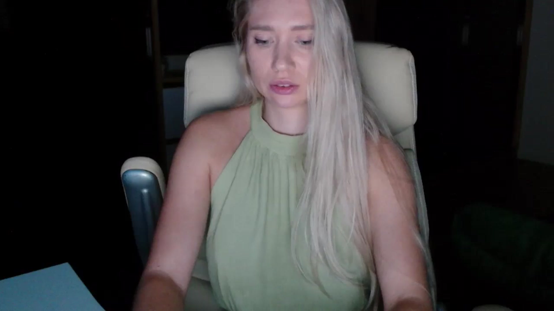 Gallery image thumbnail from Miss_Sylvia's myfreecams stream on, 10/25/2025, 15:05 image 15 of 20