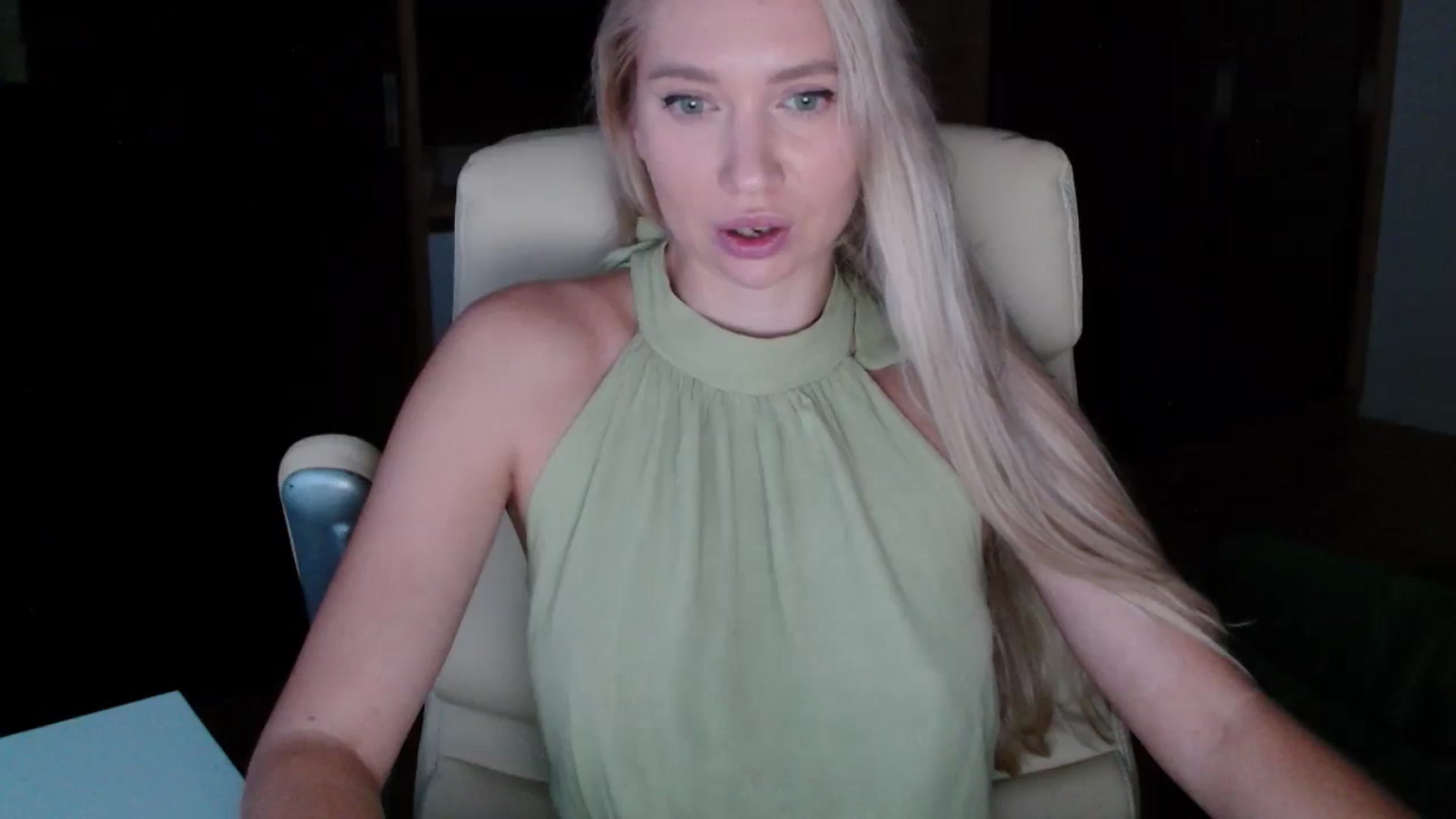 Gallery image thumbnail from Miss_Sylvia's myfreecams stream on, 10/25/2025, 15:05 image 9 of 20