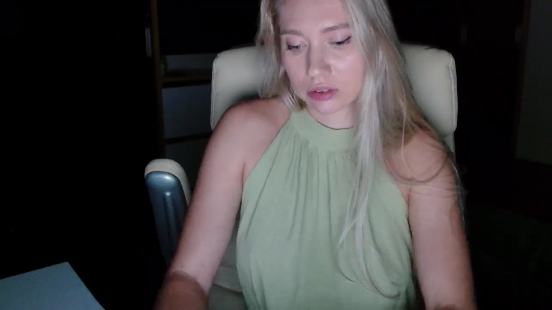 Gallery image thumbnail from Miss_Sylvia's myfreecams stream on, 10/25/2025, 15:05 image 20 of 20