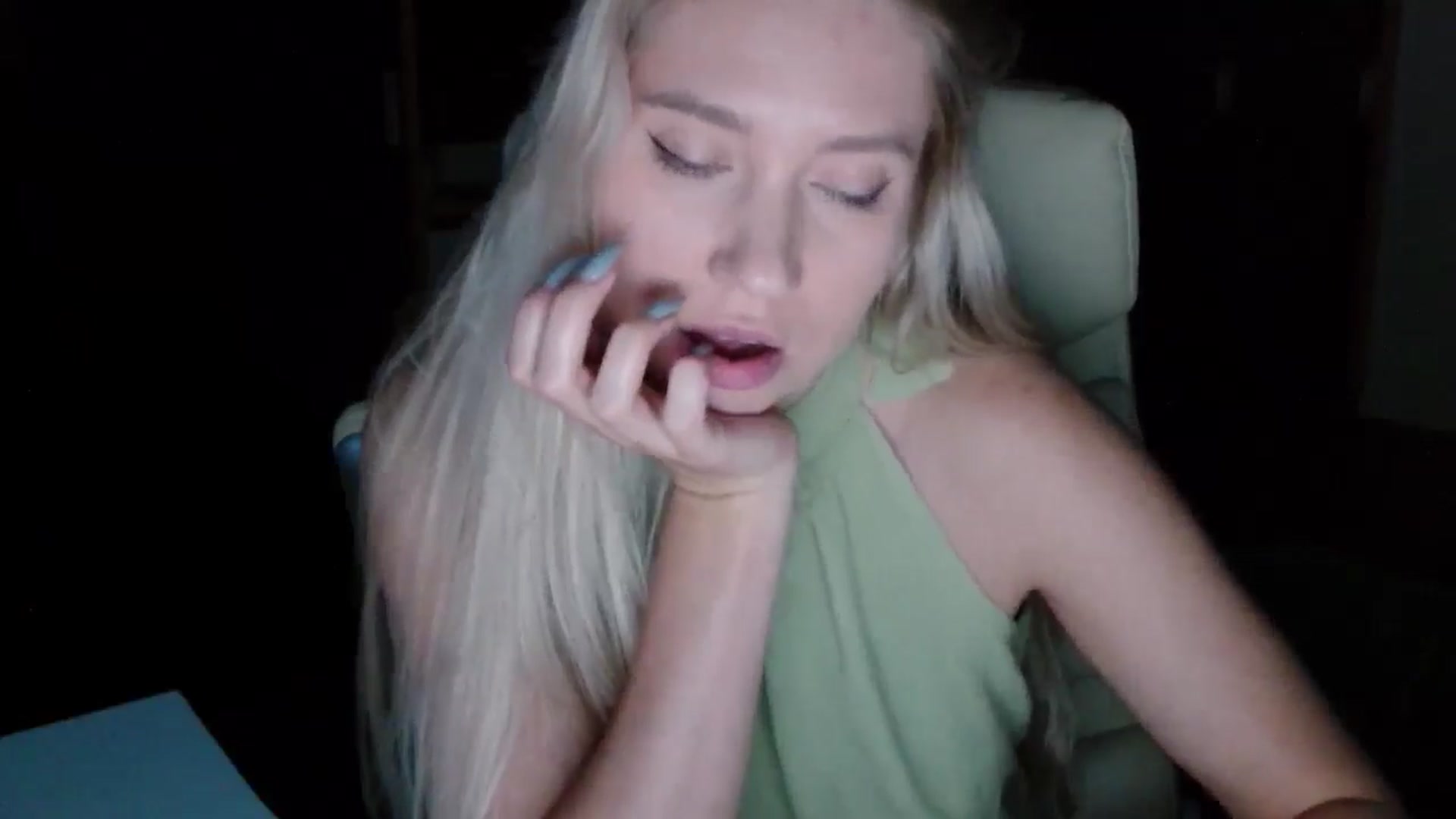 Gallery image thumbnail from Miss_Sylvia's myfreecams stream on, 10/25/2025, 15:05 image 17 of 20