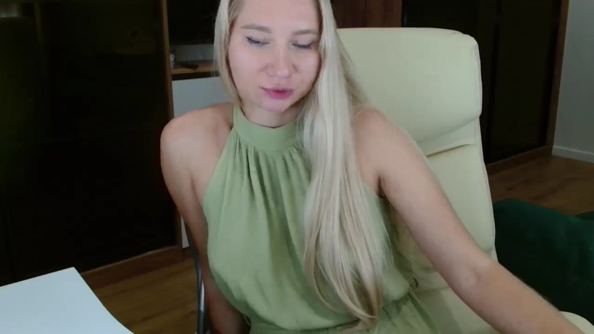 Gallery image thumbnail from Miss_Sylvia's myfreecams stream on, 10/25/2025, 18:18 image 16 of 20