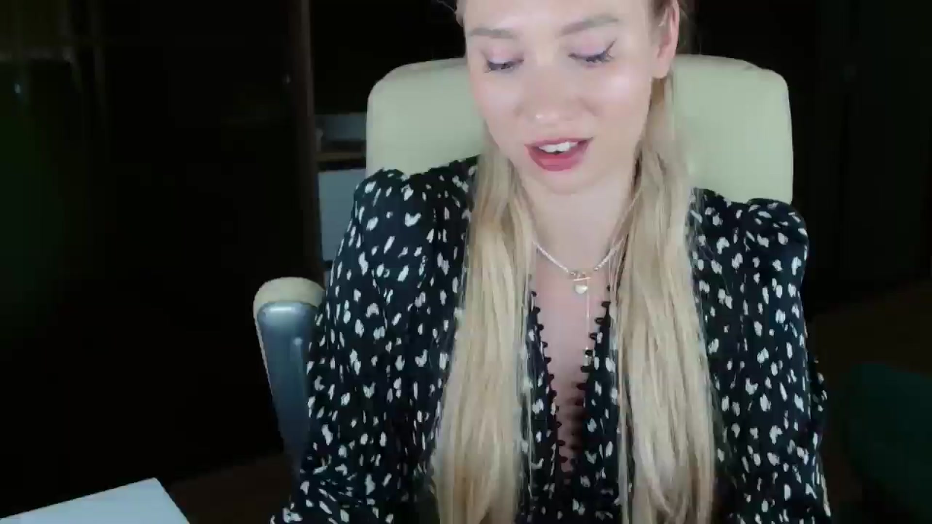 Gallery image thumbnail from Miss_Sylvia's myfreecams stream on, 10/26/2025, 16:43 image 7 of 20