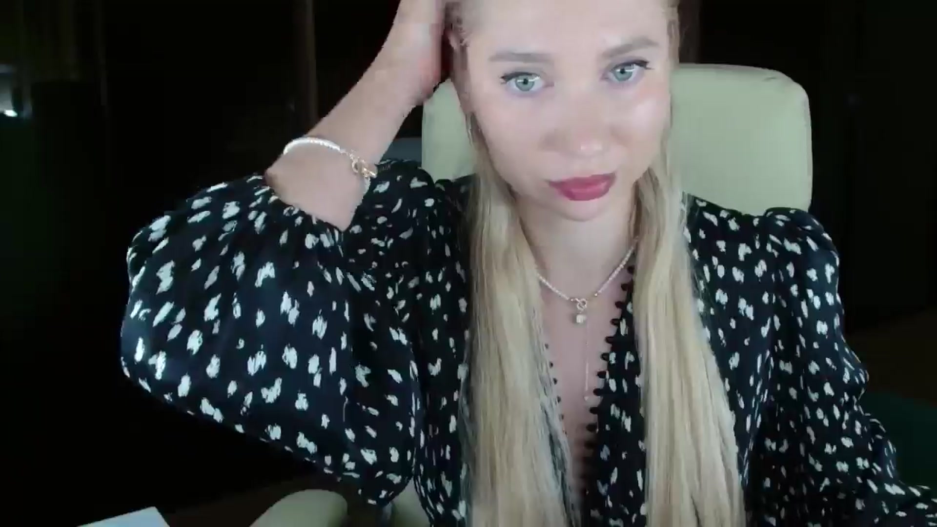 Gallery image thumbnail from Miss_Sylvia's myfreecams stream on, 10/26/2025, 16:43 image 2 of 20