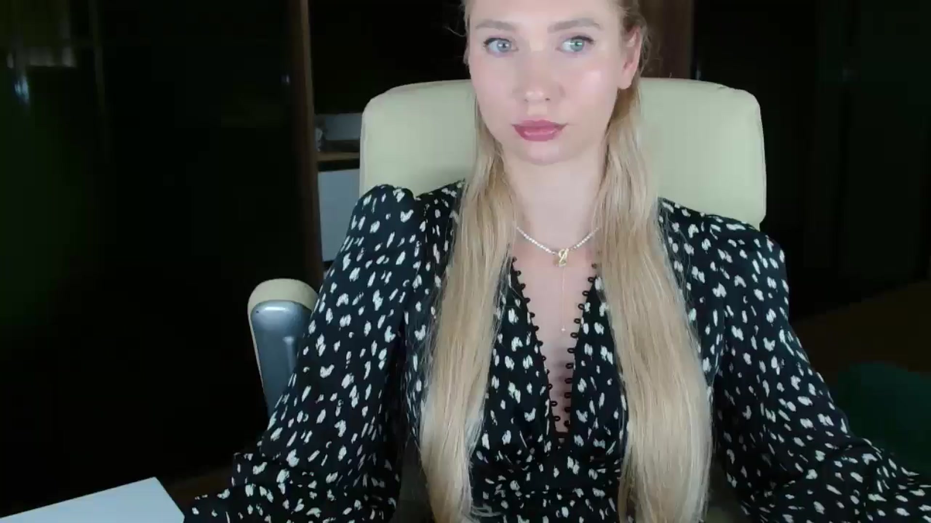 Gallery image thumbnail from Miss_Sylvia's myfreecams stream on, 10/26/2025, 17:38 image 17 of 20