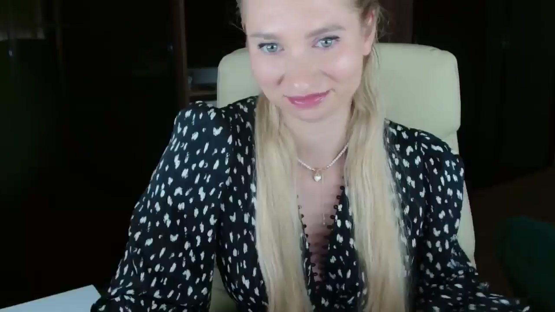 Gallery image thumbnail from Miss_Sylvia's myfreecams stream on, 10/26/2025, 17:38 image 20 of 20