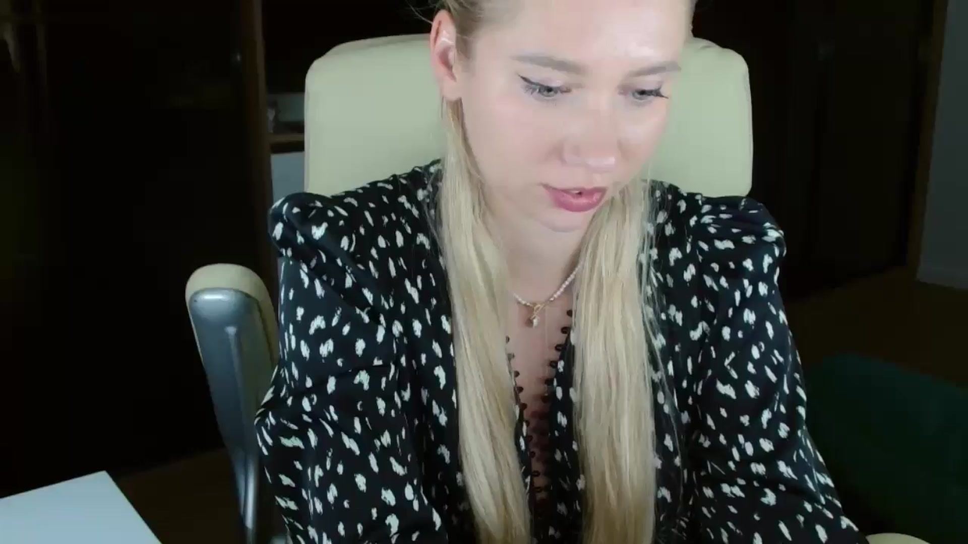 Gallery image thumbnail from Miss_Sylvia's myfreecams stream on, 10/26/2025, 19:15 image 19 of 20