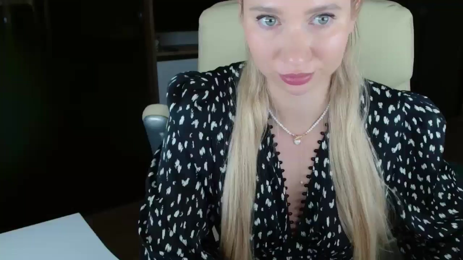 Gallery image thumbnail from Miss_Sylvia's myfreecams stream on, 10/26/2025, 19:15 image 1 of 20
