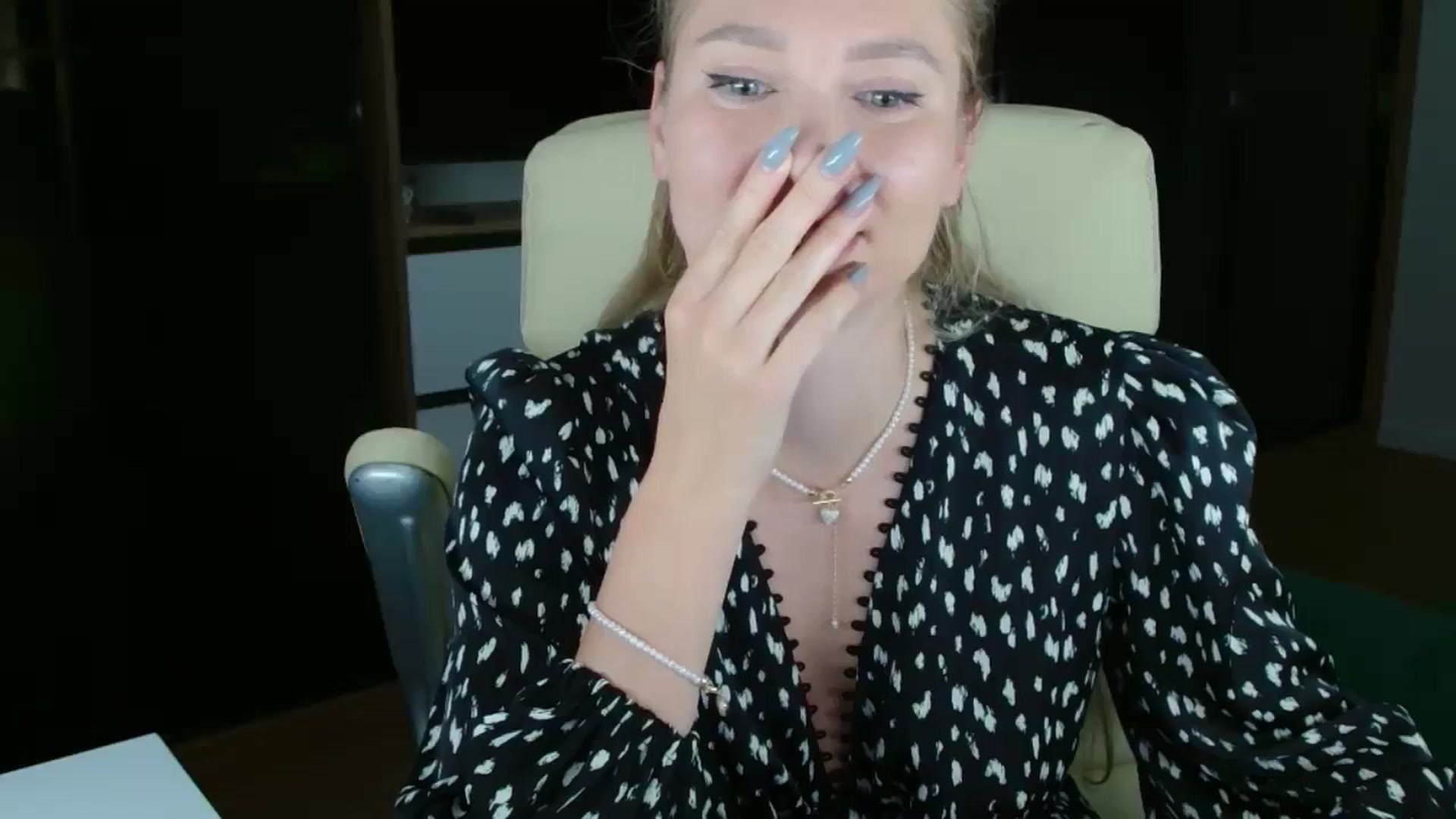 Gallery image thumbnail from Miss_Sylvia's myfreecams stream on, 10/26/2025, 19:53 image 7 of 20
