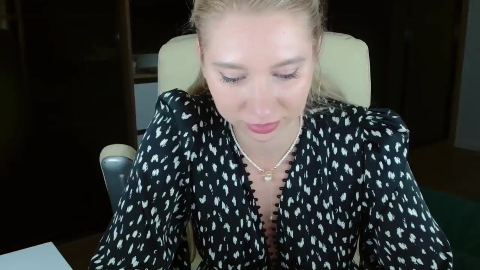 Gallery image thumbnail from Miss_Sylvia's myfreecams stream on, 10/26/2025, 19:53 image 15 of 20