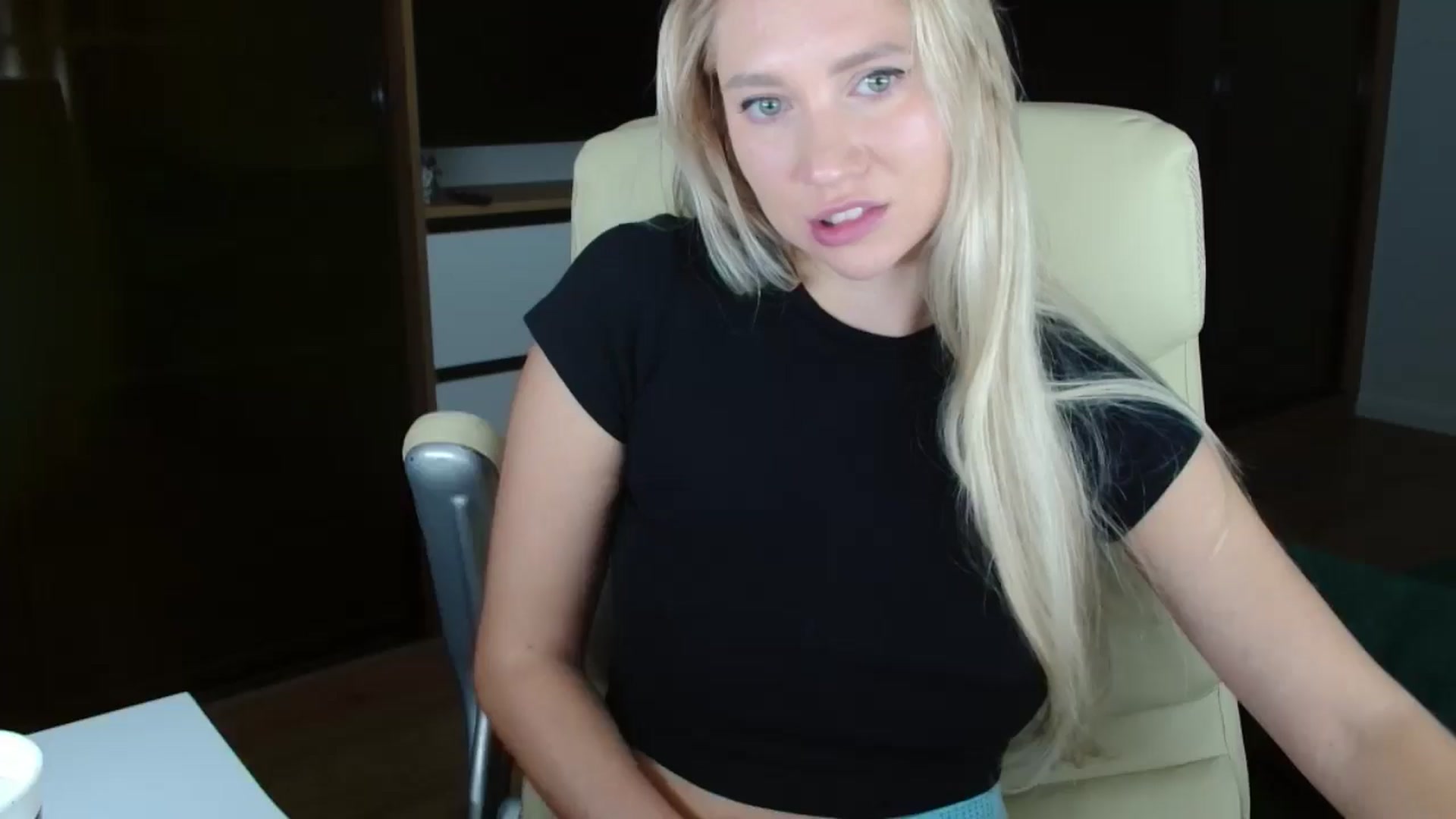 Gallery image thumbnail from Miss_Sylvia's myfreecams stream on, 10/27/2025, 16:21 image 8 of 20