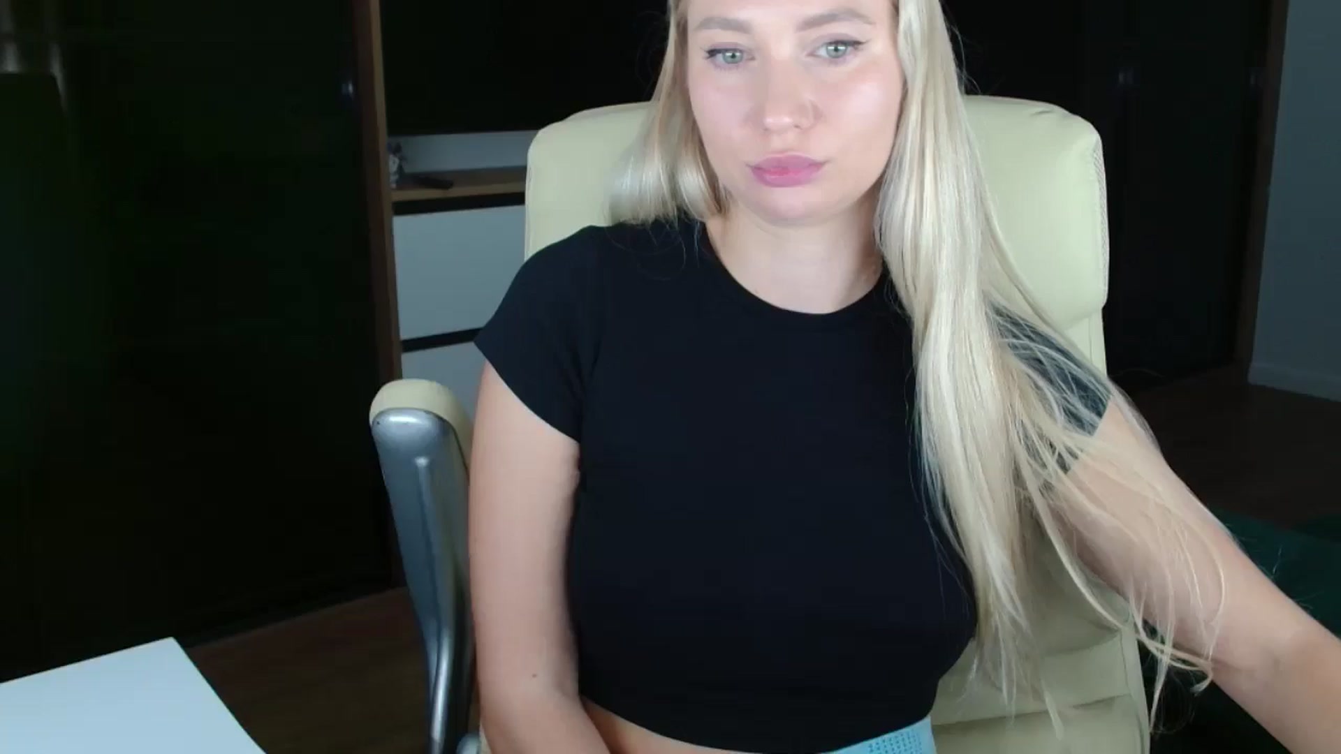 Gallery image thumbnail from Miss_Sylvia's myfreecams stream on, 10/27/2025, 16:21 image 1 of 20