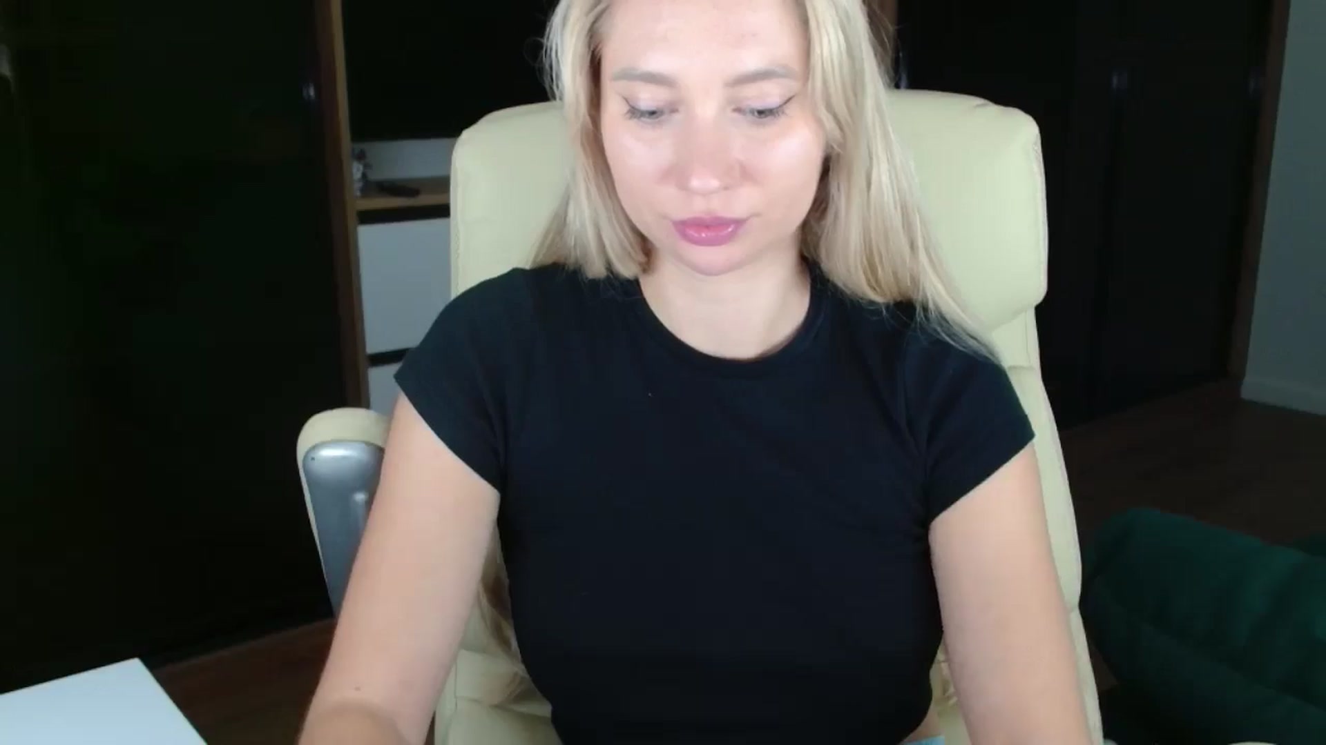 Gallery image thumbnail from Miss_Sylvia's myfreecams stream on, 10/27/2025, 18:58 image 2 of 20