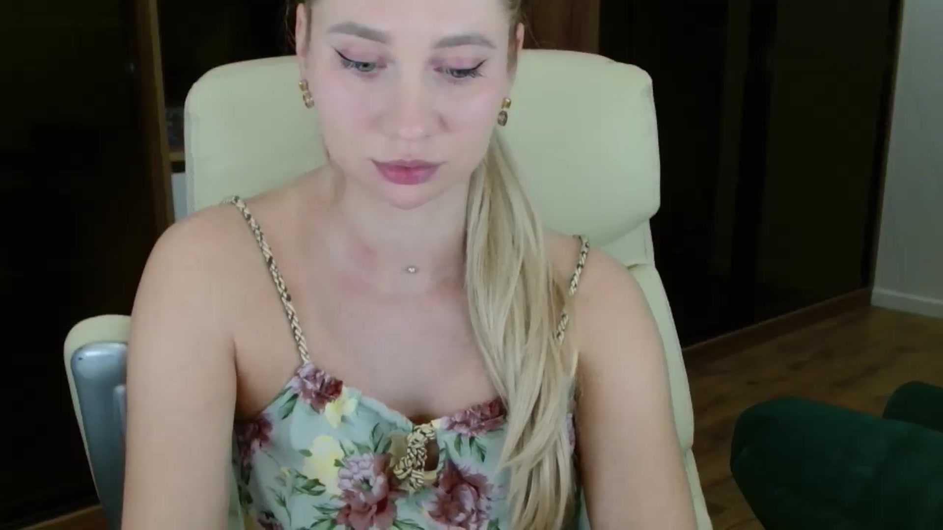 Gallery image thumbnail from Miss_Sylvia's myfreecams stream on, 11/01/2025, 21:32 image 16 of 20