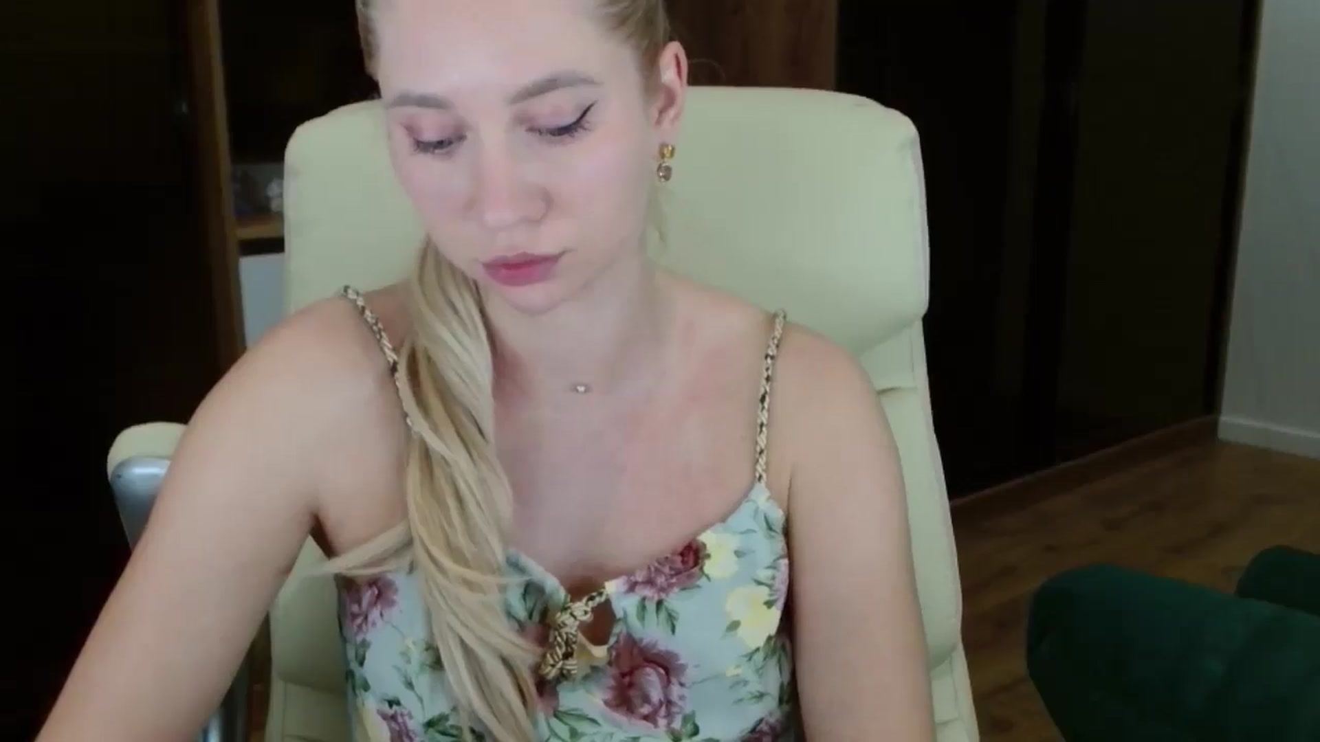 Gallery image thumbnail from Miss_Sylvia's myfreecams stream on, 11/01/2025, 22:06 image 13 of 20
