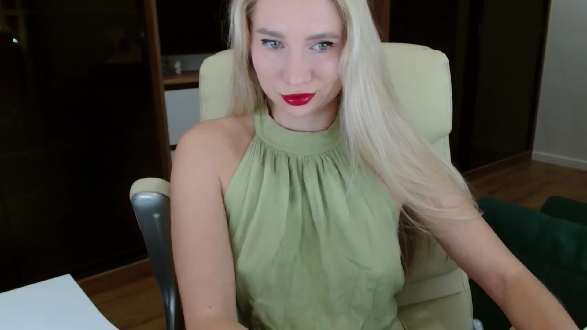 Gallery image thumbnail from Miss_Sylvia's myfreecams stream on, 11/02/2025, 18:16 image 7 of 20
