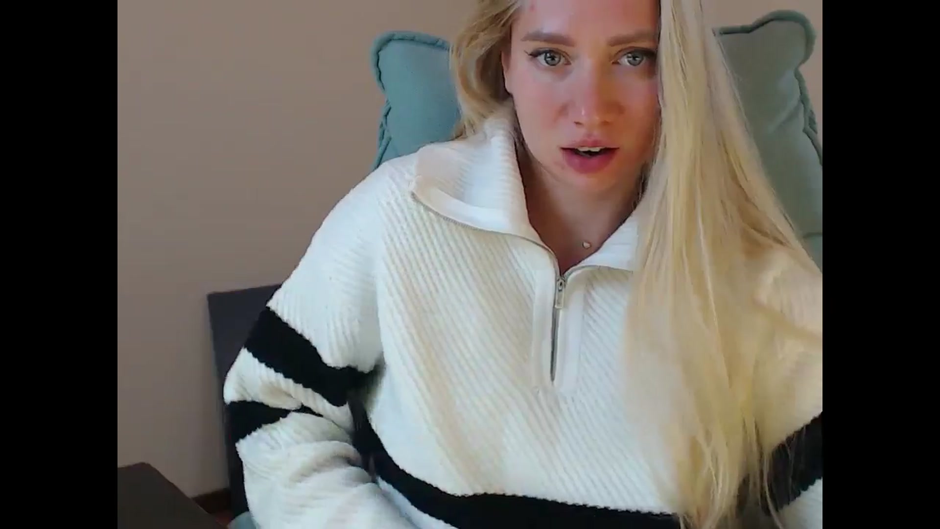 Gallery image thumbnail from Miss_Sylvia's myfreecams stream on, 11/08/2025, 19:35 image 5 of 20