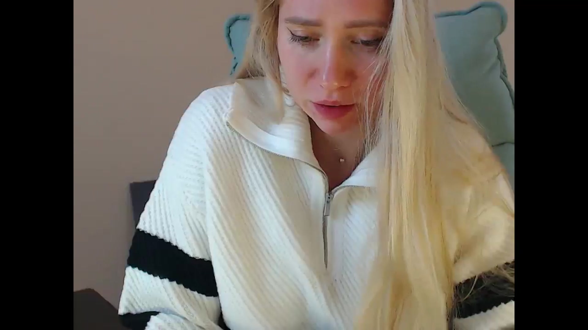 Gallery image thumbnail from Miss_Sylvia's myfreecams stream on, 11/08/2025, 19:35 image 14 of 20