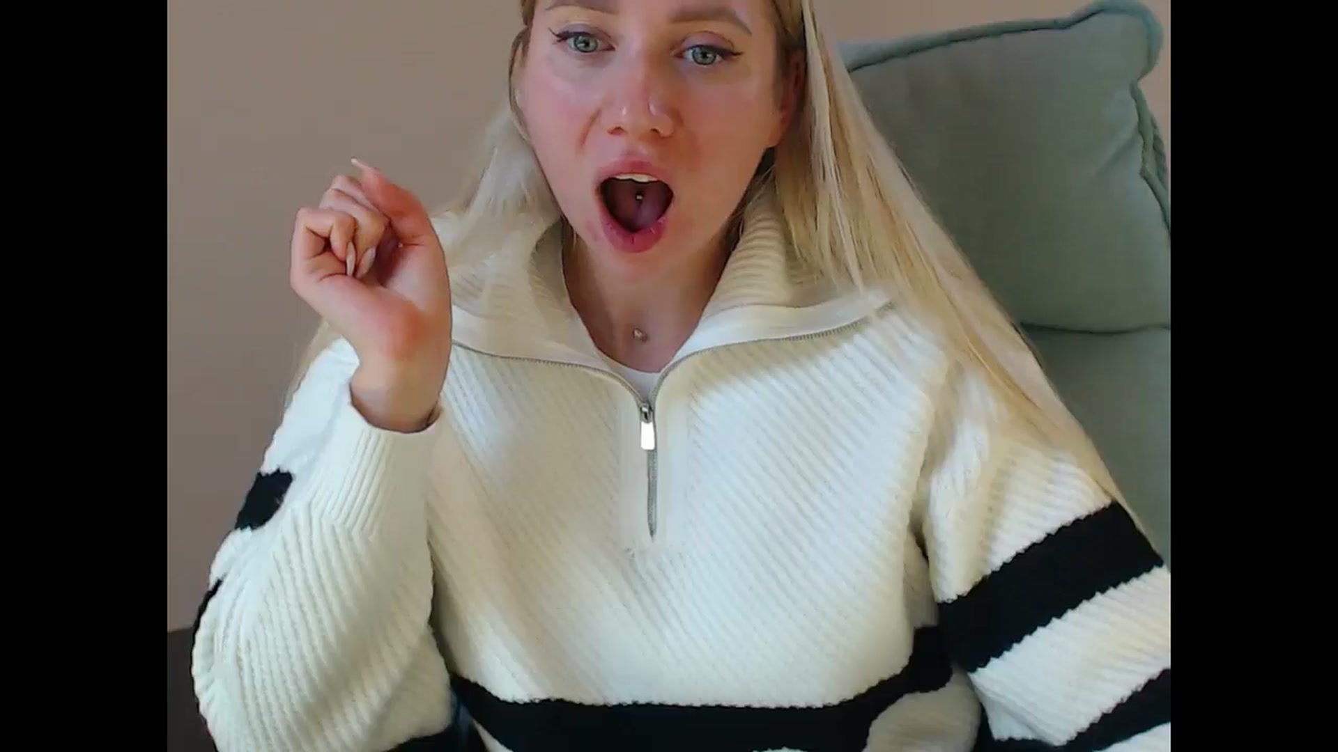 Gallery image thumbnail from Miss_Sylvia's myfreecams stream on, 11/08/2025, 21:24 image 20 of 20