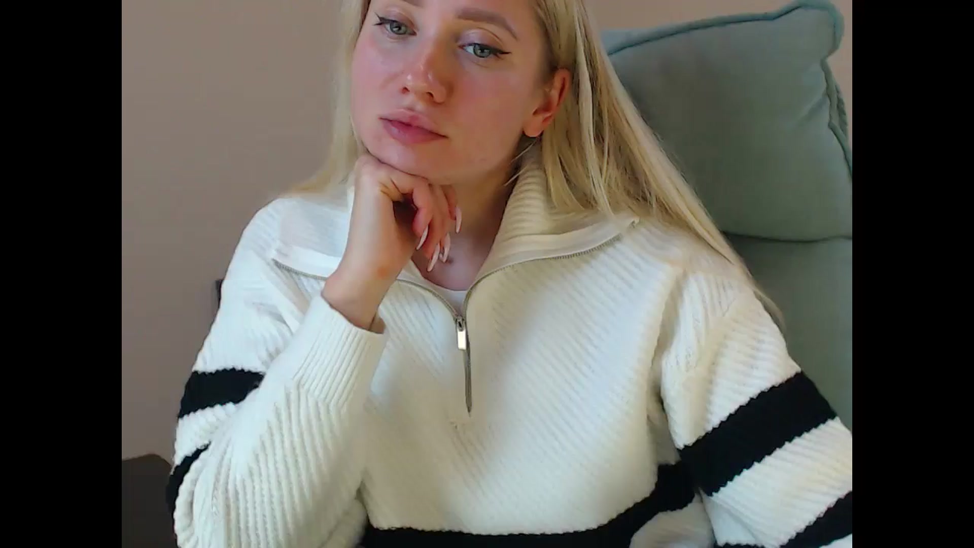 Gallery image thumbnail from Miss_Sylvia's myfreecams stream on, 11/08/2025, 21:24 image 1 of 20