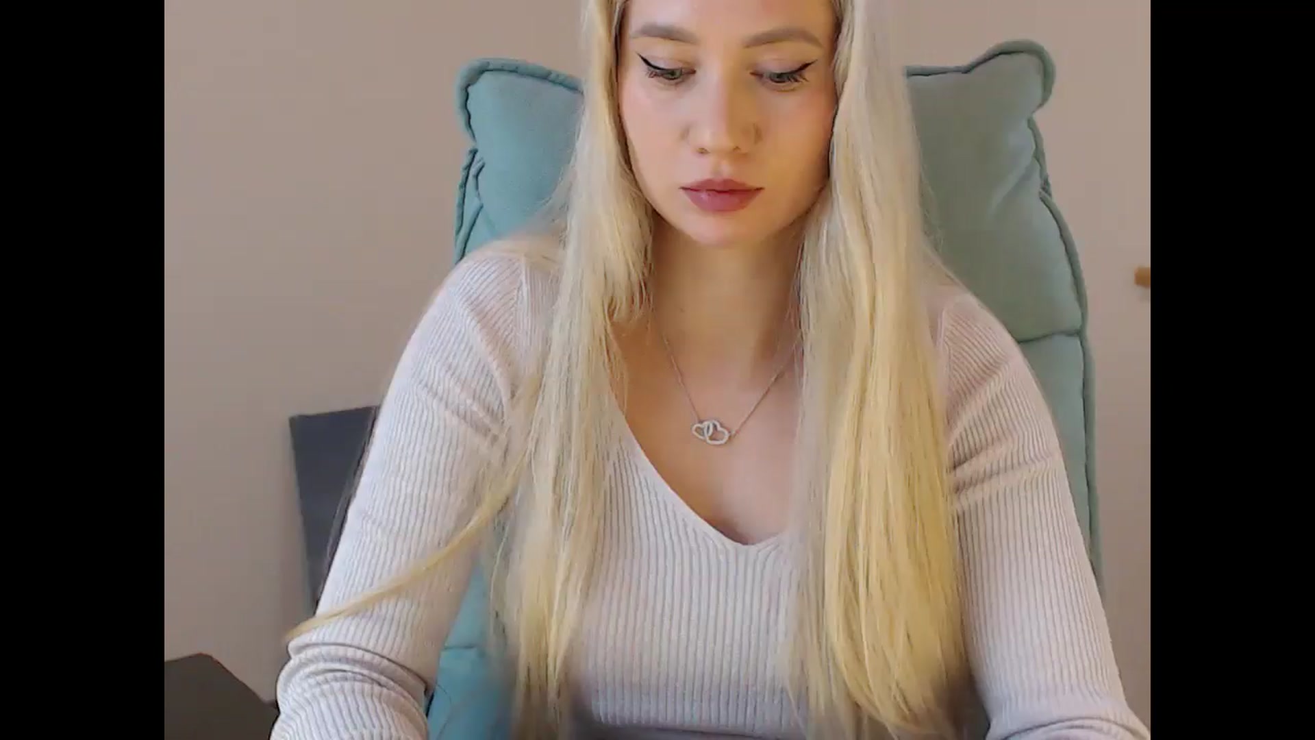 Gallery image thumbnail from Miss_Sylvia's myfreecams stream on, 11/09/2025, 17:57 image 20 of 20