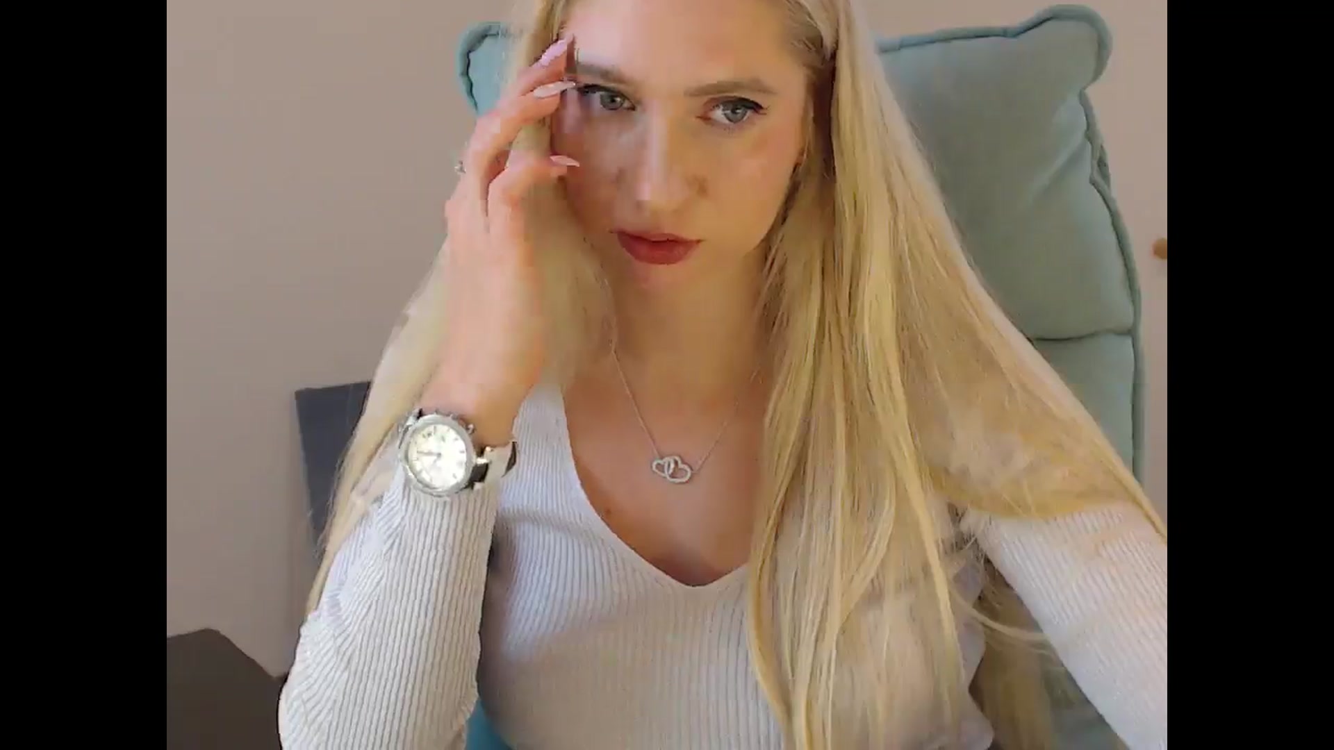 Gallery image thumbnail from Miss_Sylvia's myfreecams stream on, 11/09/2025, 18:42 image 14 of 20
