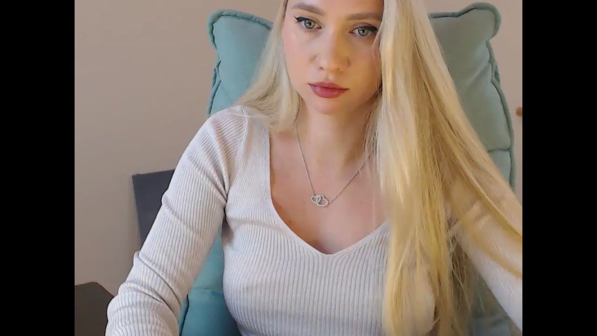 Gallery image thumbnail from Miss_Sylvia's myfreecams stream on, 11/09/2025, 18:42 image 2 of 20