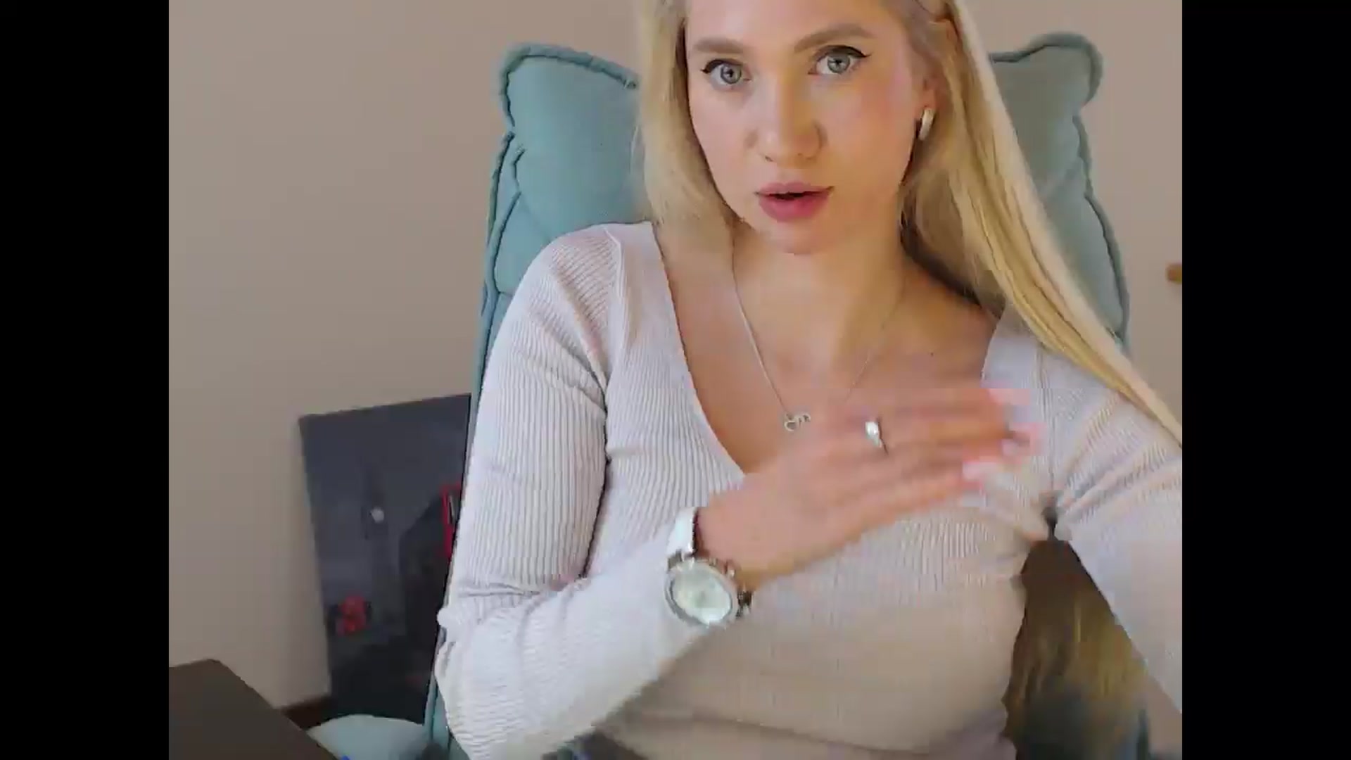 Gallery image thumbnail from Miss_Sylvia's myfreecams stream on, 11/09/2025, 20:10 image 14 of 20