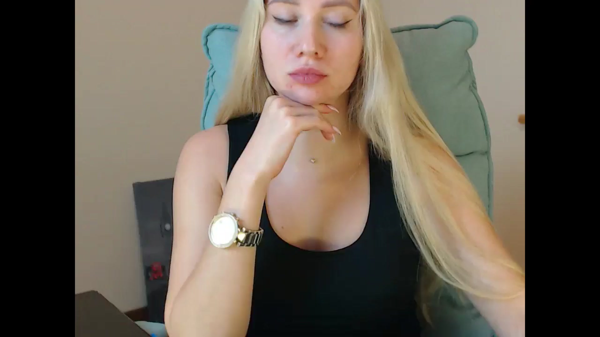 Gallery image thumbnail from Miss_Sylvia's myfreecams stream on, 11/13/2025, 16:09 image 5 of 20