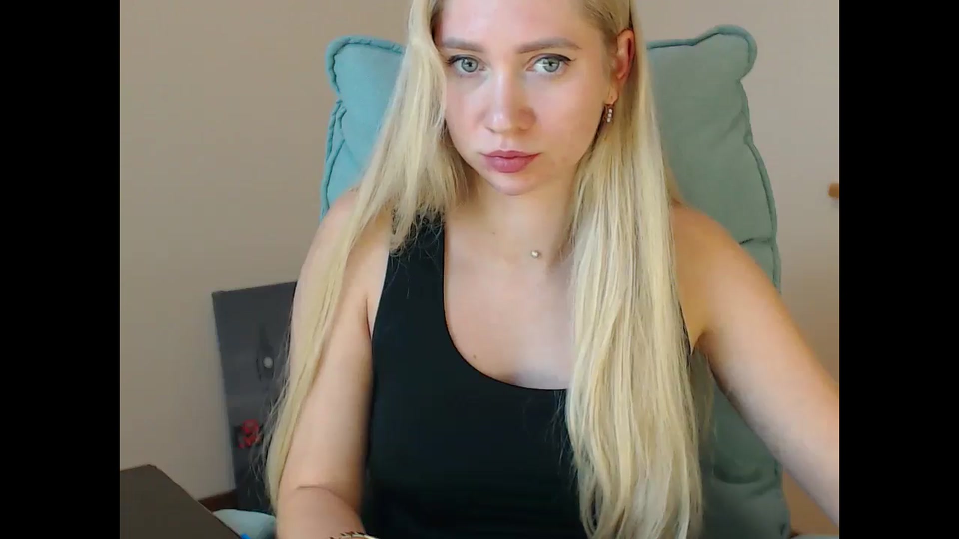 Gallery image thumbnail from Miss_Sylvia's myfreecams stream on, 11/13/2025, 16:35 image 10 of 20