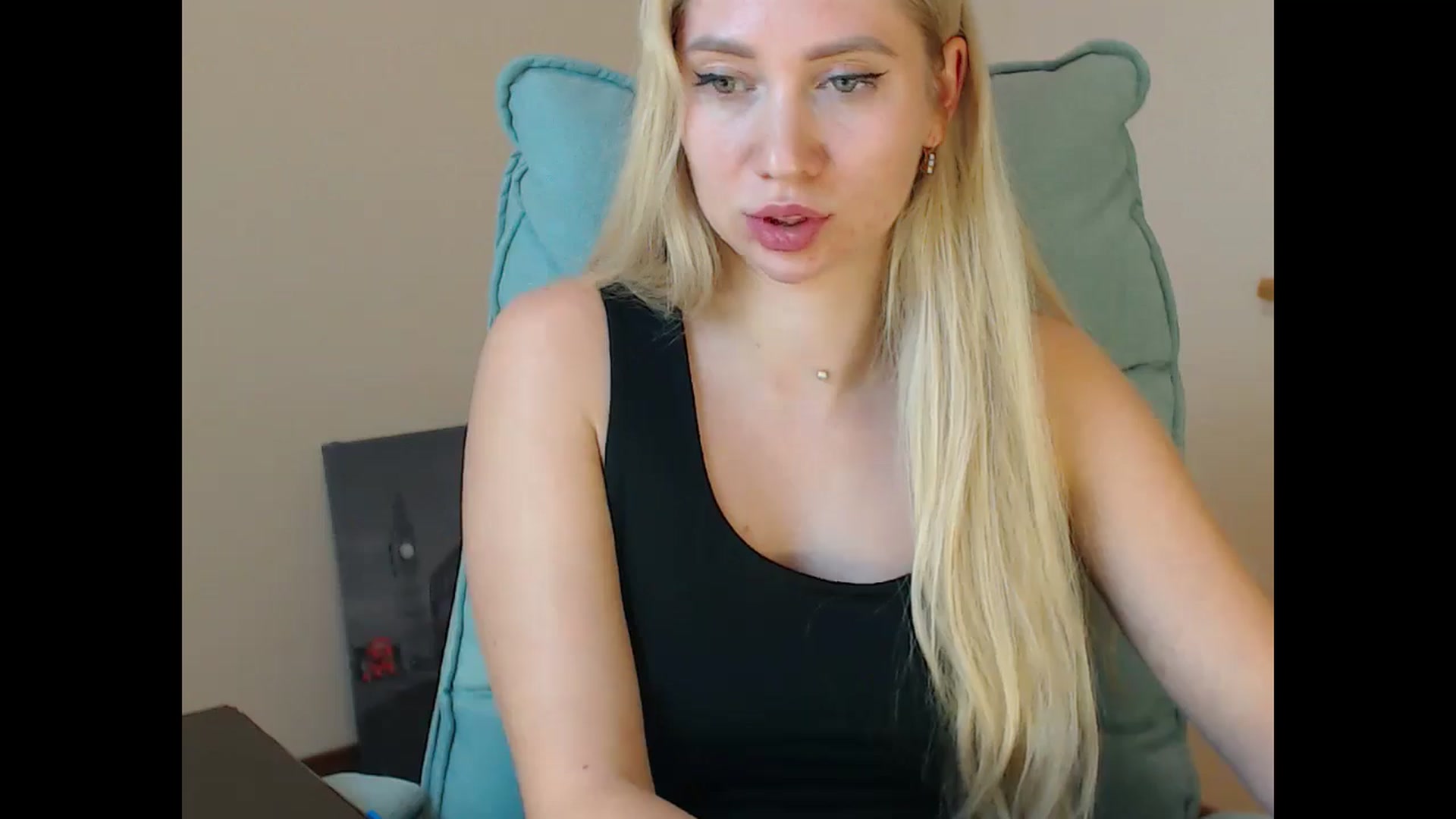 Gallery image thumbnail from Miss_Sylvia's myfreecams stream on, 11/13/2025, 16:35 image 5 of 20