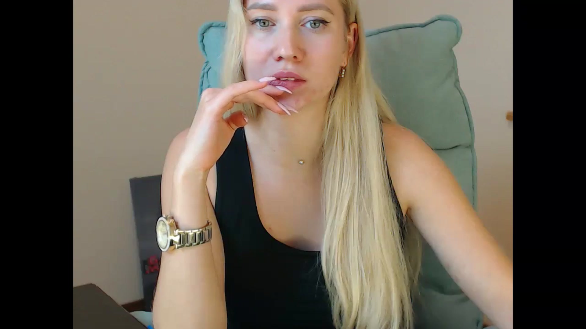 Gallery image thumbnail from Miss_Sylvia's myfreecams stream on, 11/13/2025, 16:35 image 14 of 20