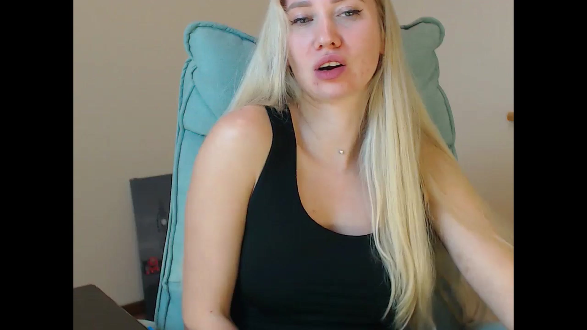 Gallery image thumbnail from Miss_Sylvia's myfreecams stream on, 11/13/2025, 17:17 image 3 of 20