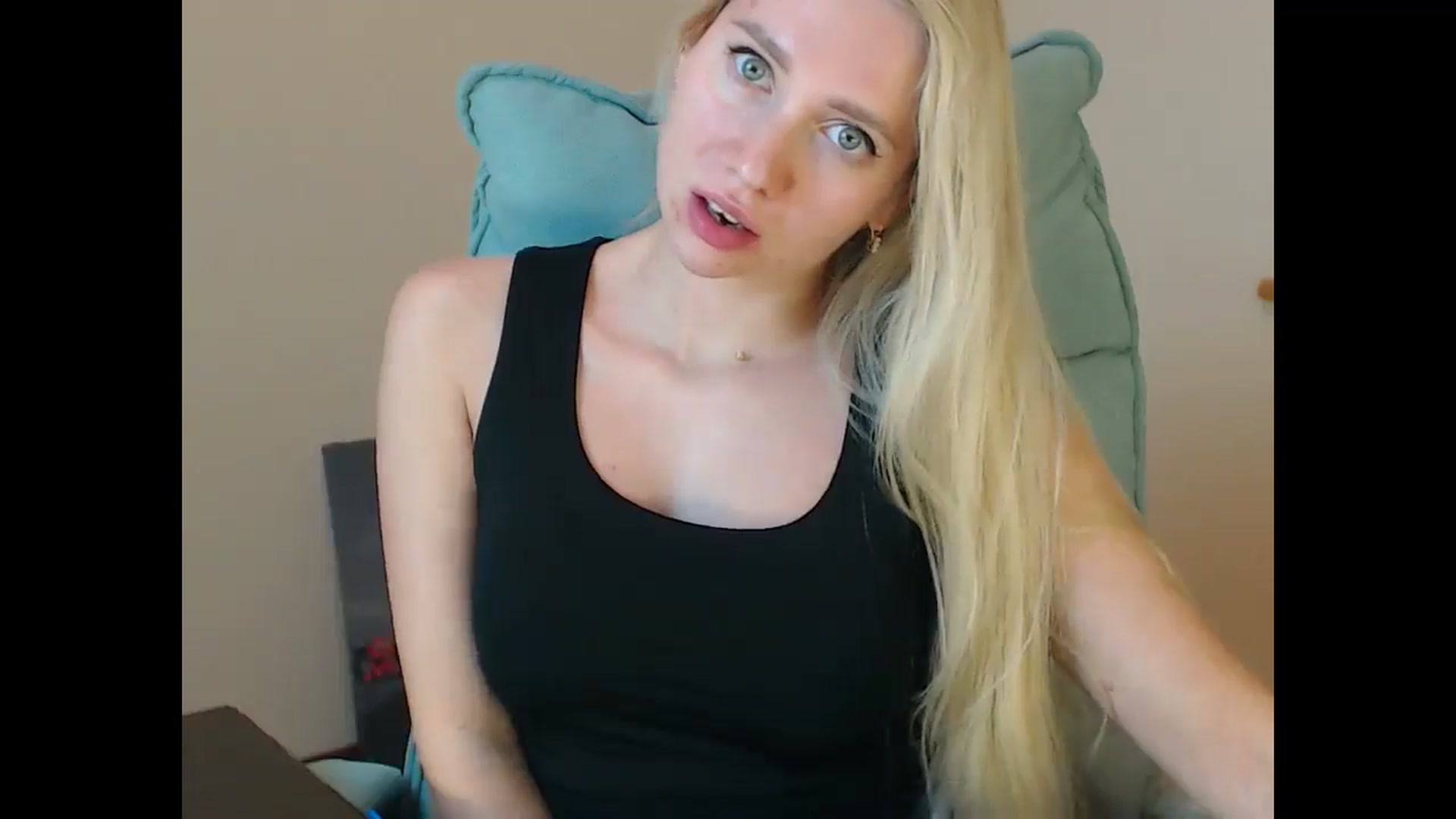 Gallery image thumbnail from Miss_Sylvia's myfreecams stream on, 11/13/2025, 17:17 image 18 of 20