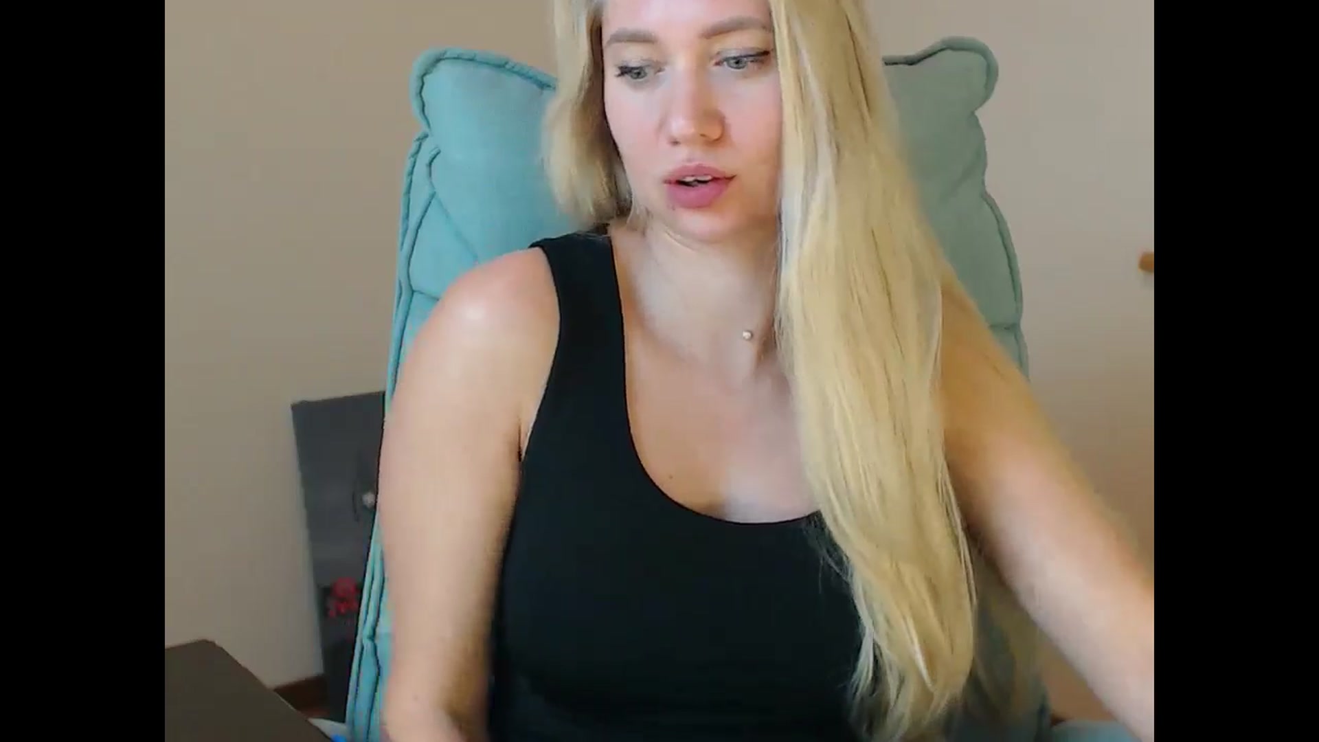 Gallery image thumbnail from Miss_Sylvia's myfreecams stream on, 11/13/2025, 17:17 image 4 of 20