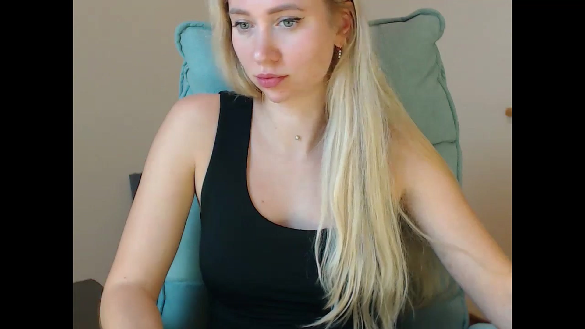 Gallery image thumbnail from Miss_Sylvia's myfreecams stream on, 11/13/2025, 18:30 image 3 of 20