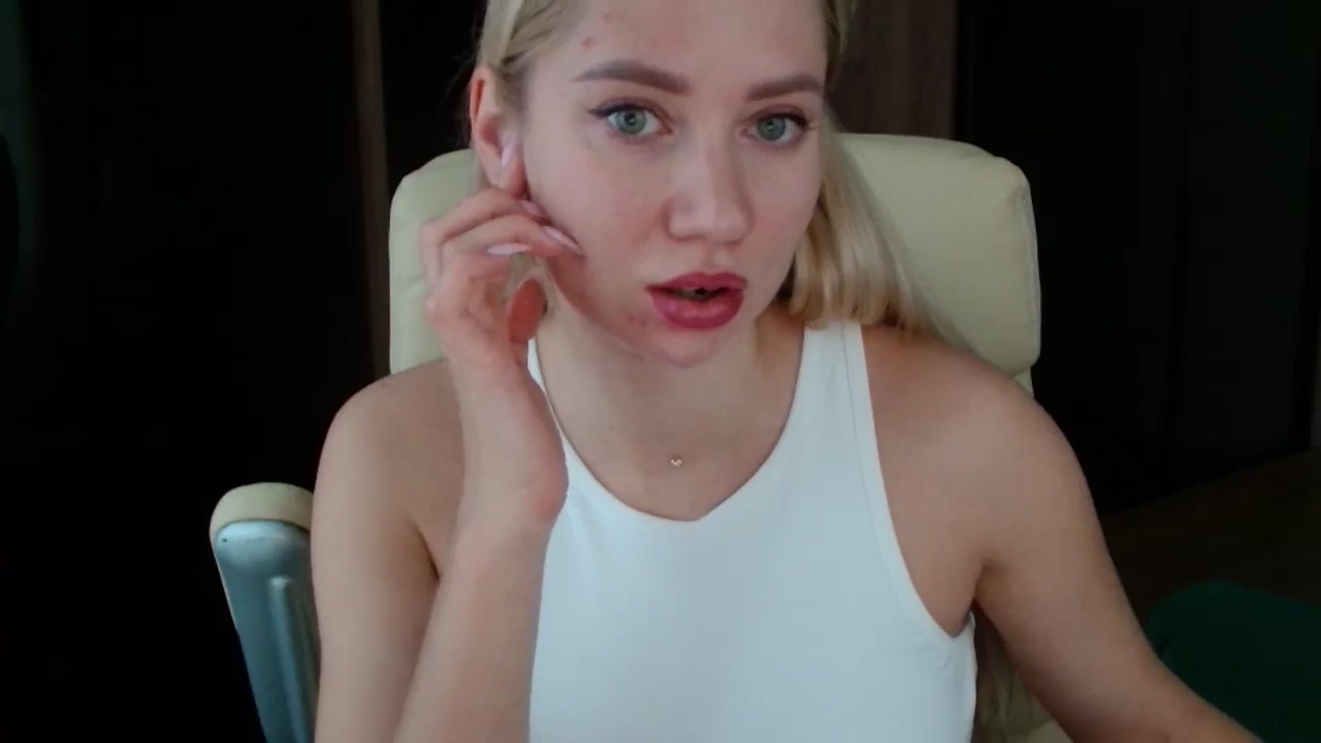 Gallery image thumbnail from Miss_Sylvia's myfreecams stream on, 11/14/2025, 14:00 image 4 of 20