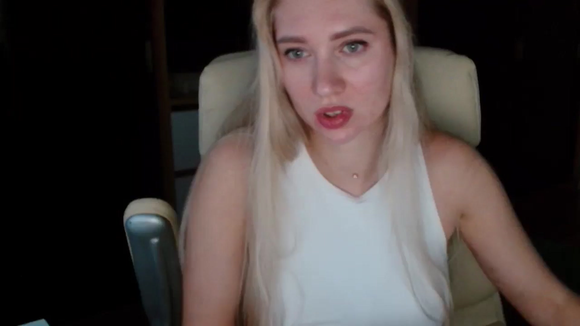 Gallery image thumbnail from Miss_Sylvia's myfreecams stream on, 11/14/2025, 15:22 image 1 of 20