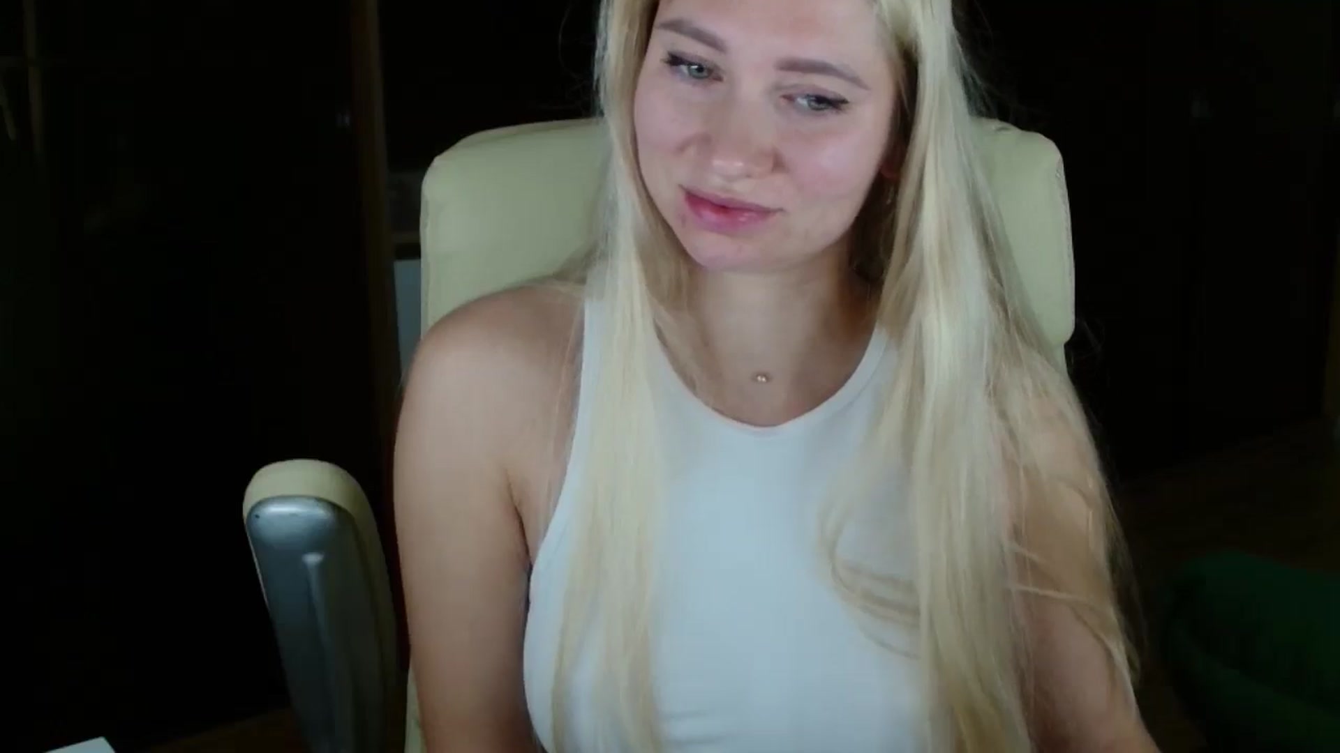 Gallery image thumbnail from Miss_Sylvia's myfreecams stream on, 11/14/2025, 15:22 image 18 of 20