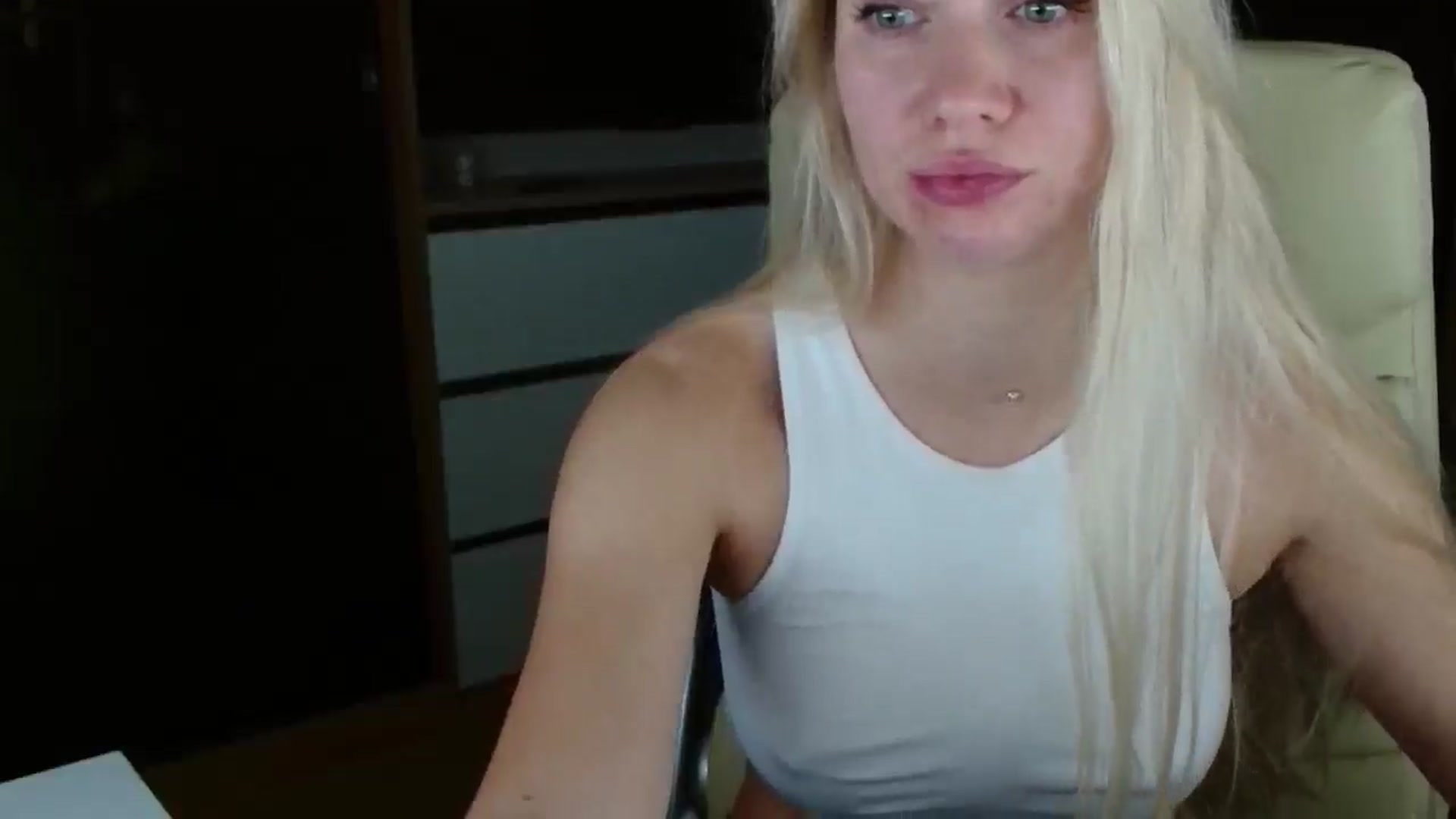 Gallery image thumbnail from Miss_Sylvia's myfreecams stream on, 11/14/2025, 16:31 image 13 of 20