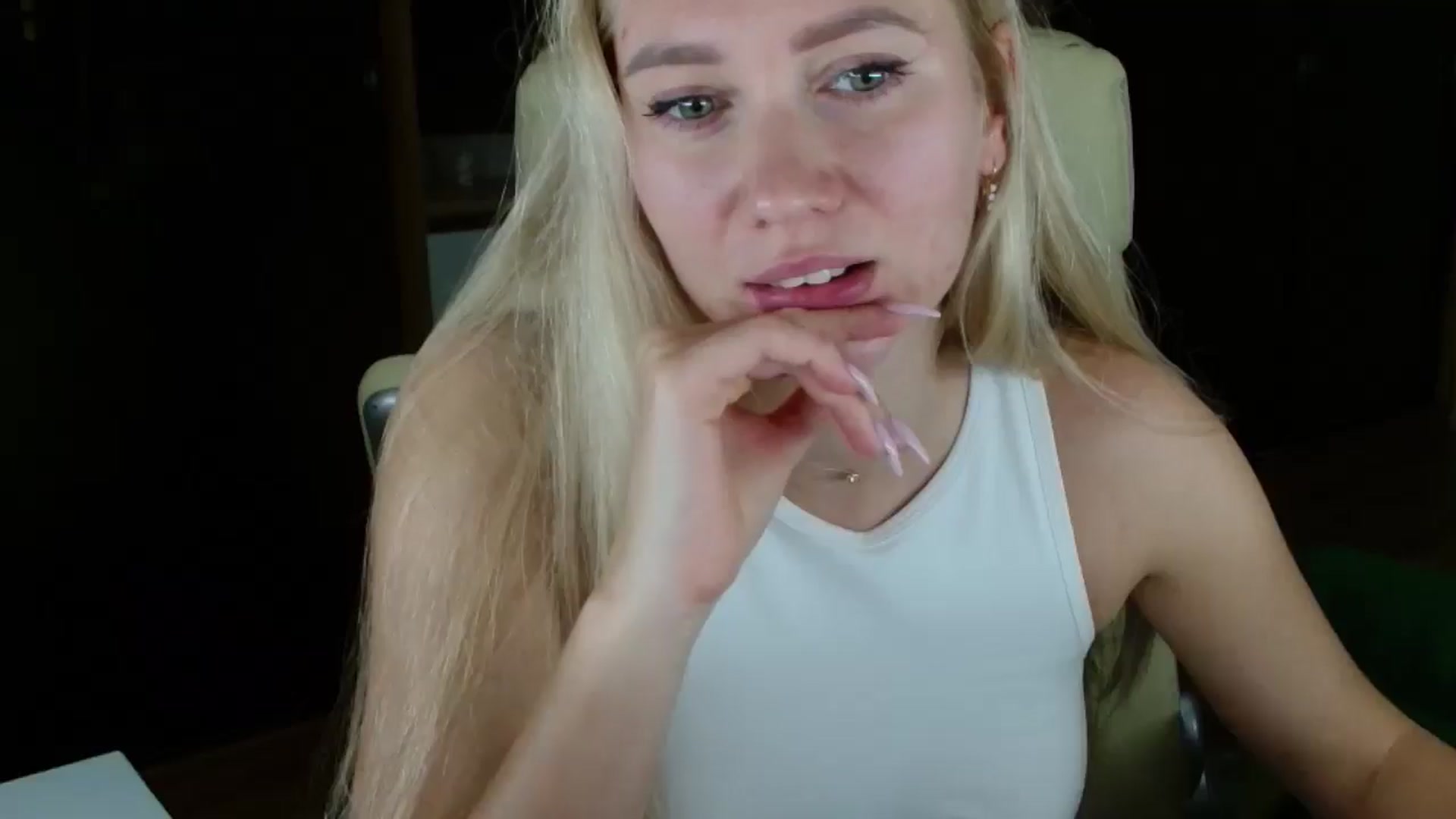 Gallery image thumbnail from Miss_Sylvia's myfreecams stream on, 11/14/2025, 16:31 image 20 of 20